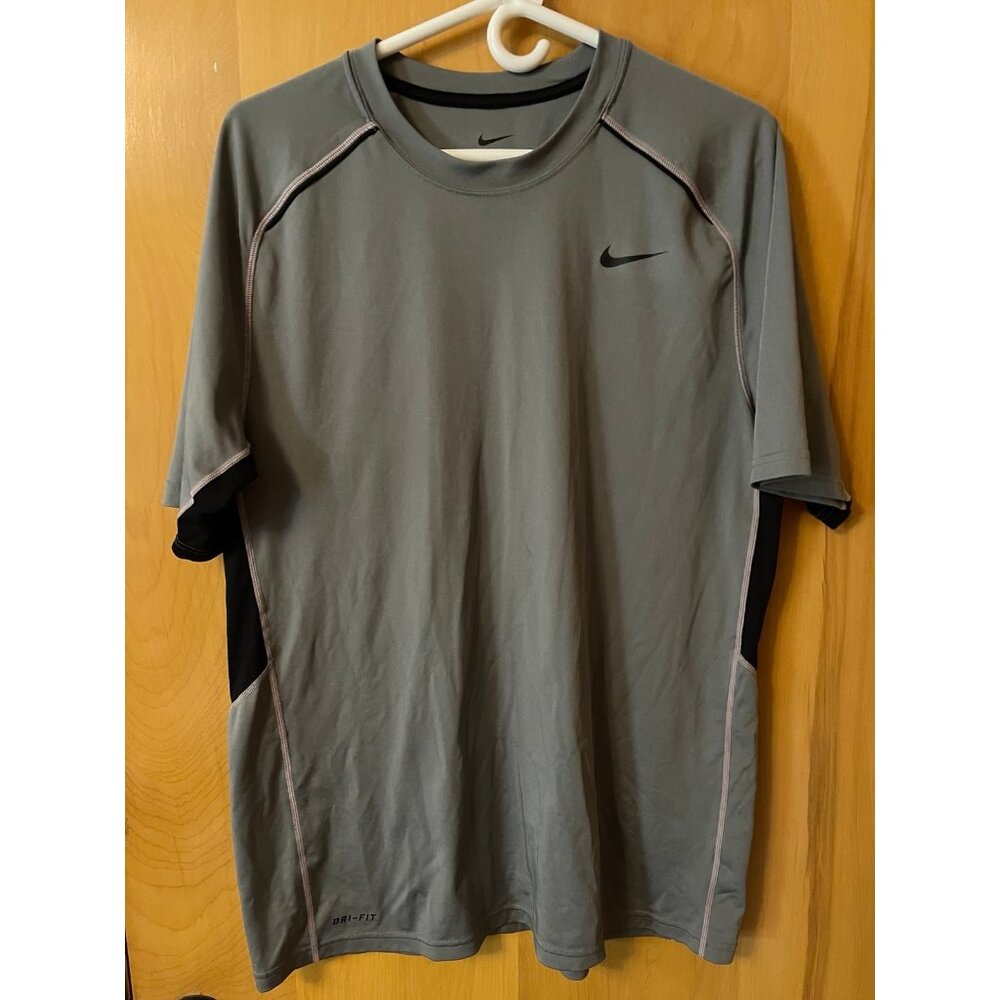 Nike Dri-Fit workout shirt - Large - Gray/Black